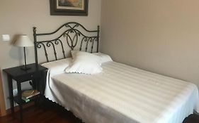 Habitación independiente con baño privado